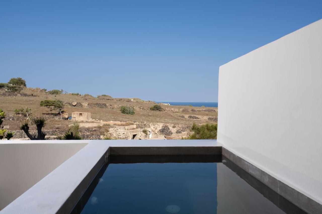 Acanthus Oia-Private Hot Tub Suites Bagian luar foto